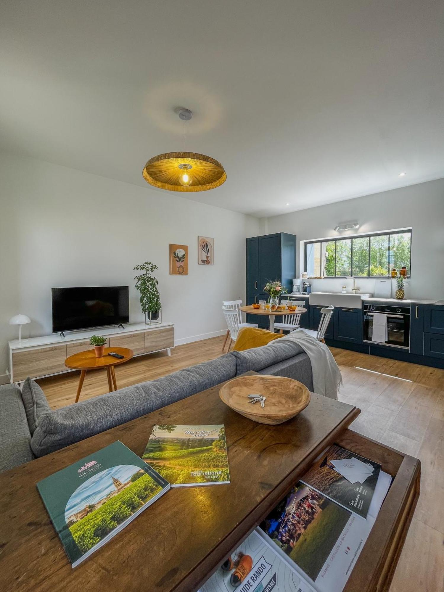 Maison Cosy Avec Vue Sur Les Vignes. Libourne Exterior photo